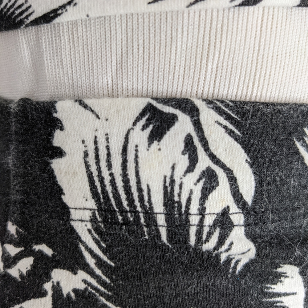 Dingolay EUC floral 2 Piece skirt set crop tie top small Barbados black white - Picture 8 of 16